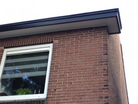 Woning in Enschede voorzien van nieuwe boeibeplating